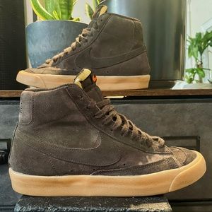 Nike Blazer 77 mid mens 9.5
